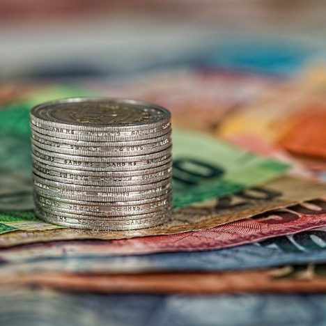 A qui vous adresser pour refaire votre carte grise?